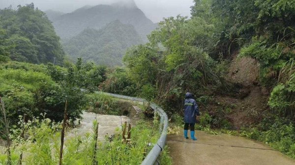 大圣配资 桑植竹叶坪乡全力开展灾后自救工作