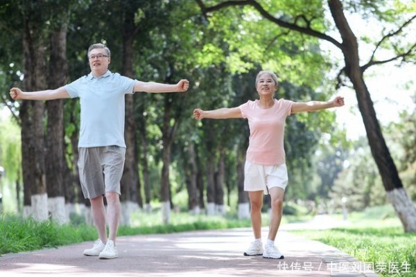 普汇网 运动决定寿命，建议老年人：多做这3件事，越吃越年轻